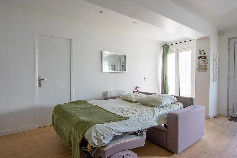 Jolie Dependance Apartment Claye-Souilly France