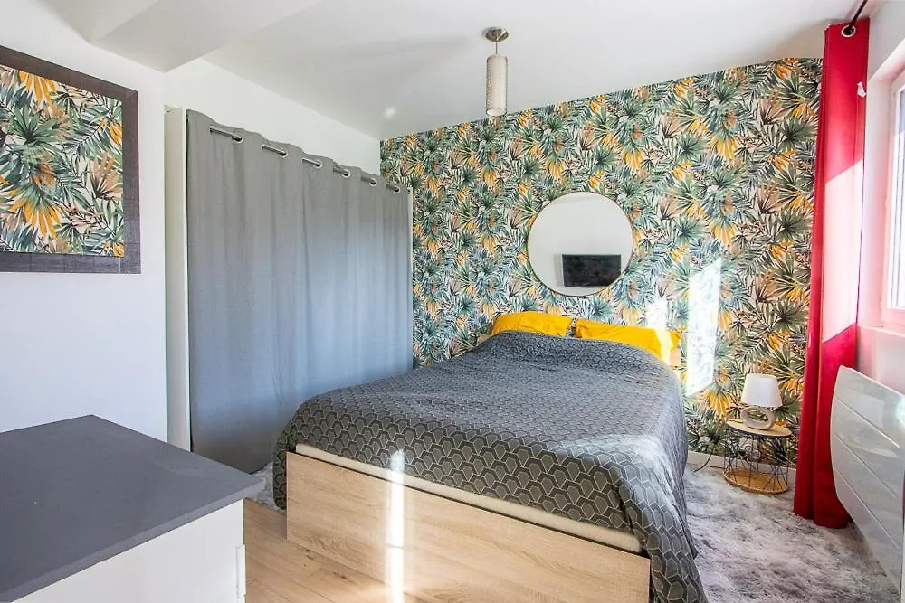 Jolie Dependance Appartement Claye-Souilly